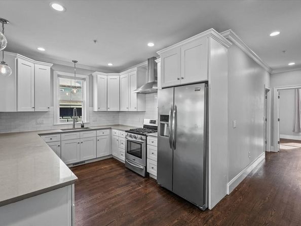407 Pleasant St. 1A, Melrose MA 02176