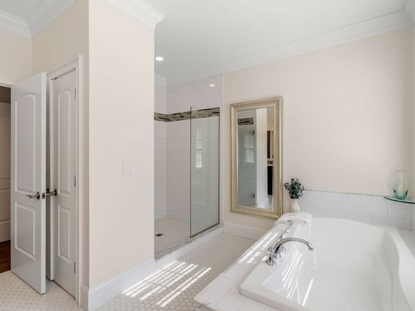 84 Bruce Rd, Concord MA 01742