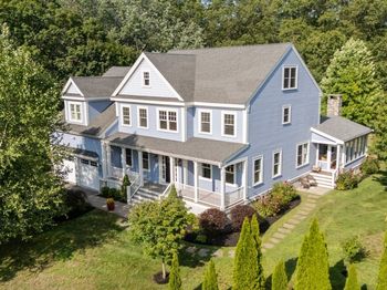 84 Bruce Rd