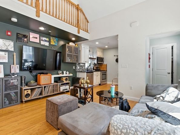581 Cambridge St, Boston MA 02134