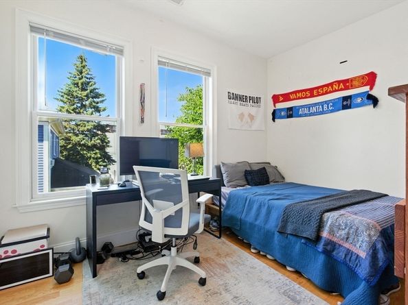 581 Cambridge St, Boston MA 02134