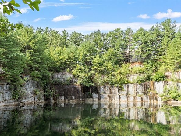 20 Highland Road 20, Westford MA 01886