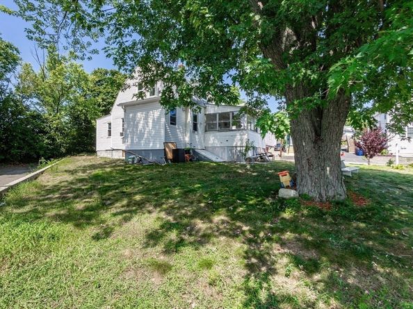 130 Dale St, Revere MA 02151