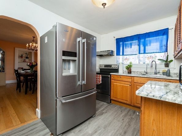 130 Dale St, Revere MA 02151