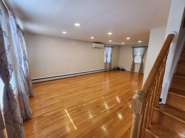 7 Atlas St., Worcester MA 01604