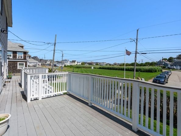 105 Turner Rd, Scituate MA 02066