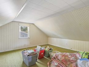 400 River Rd, Hudson MA 01749