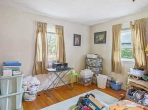 400 River Rd, Hudson MA 01749