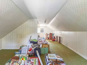 400 River Rd, Hudson MA 01749