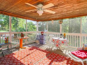 400 River Rd, Hudson MA 01749