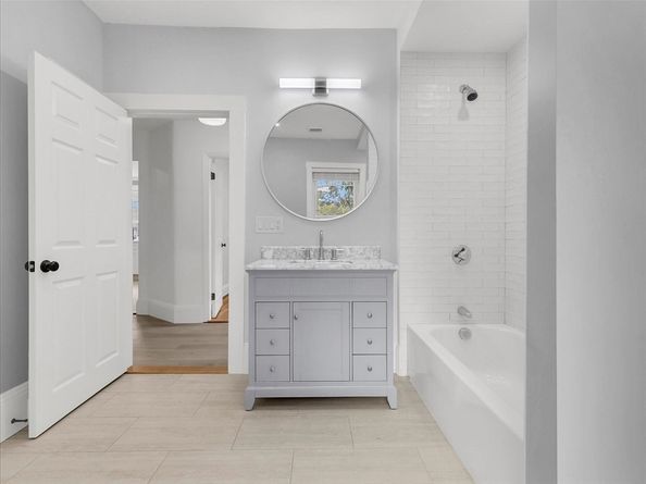 186 Main St, Wayland MA 01778