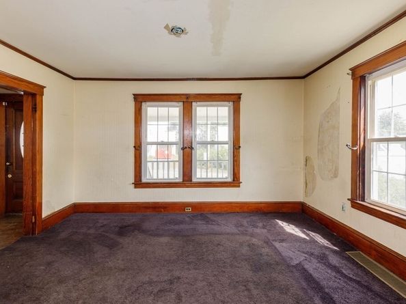 58 Lindell Avenue, Leominster MA 01453