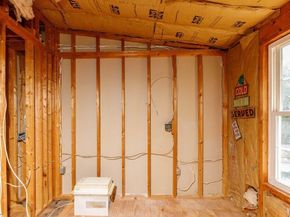 58 Lindell Avenue, Leominster MA 01453