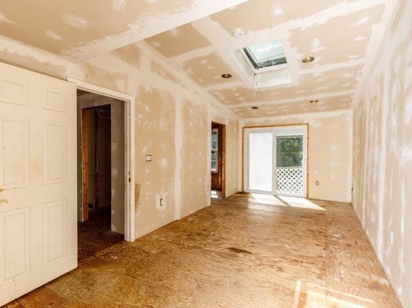 58 Lindell Avenue, Leominster MA 01453