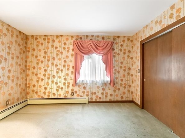 4R Forest Street, Peabody MA 01960