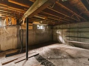 4R Forest Street, Peabody MA 01960