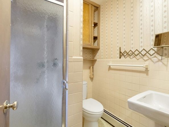 4R Forest Street, Peabody MA 01960