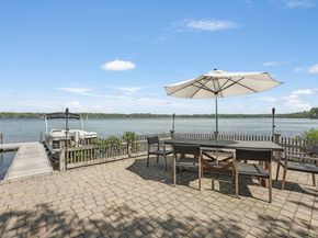 49 Beach Rd, Sharon MA 02067