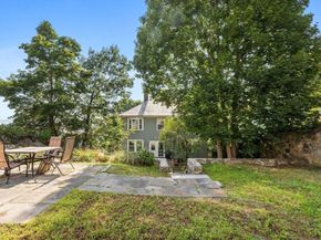 13 Cedar Hill Ter 2, Swampscott MA 01907