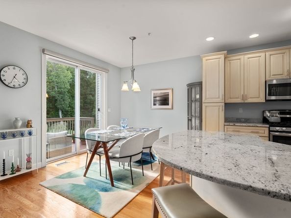 65 Garett Way 65, Holliston MA 01746