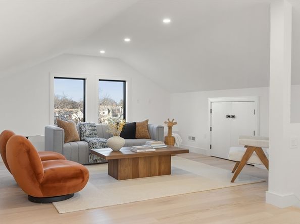 43-45 Walker Street 43, Newton MA 02460