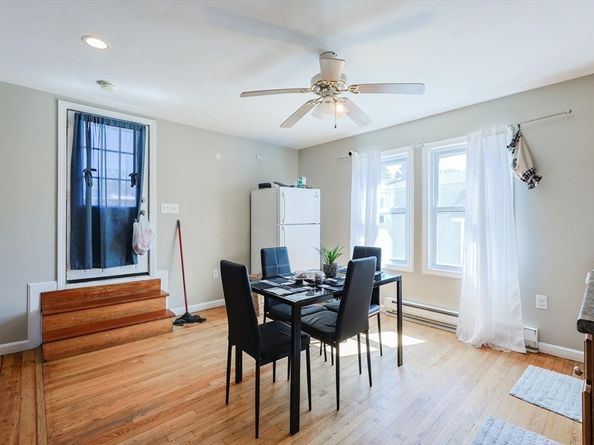69 Lake St, Webster MA 01570