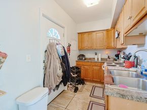 69 Lake St, Webster MA 01570