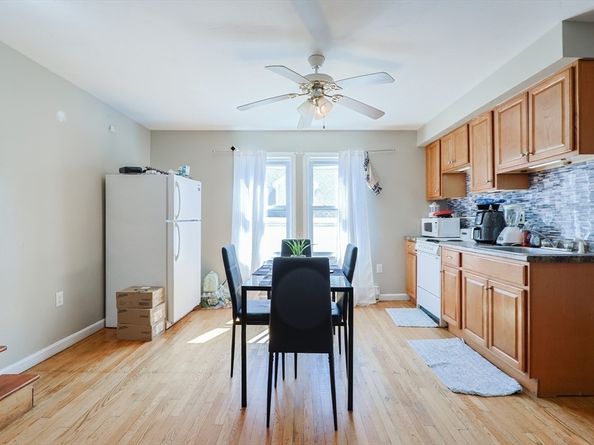 69 Lake St, Webster MA 01570