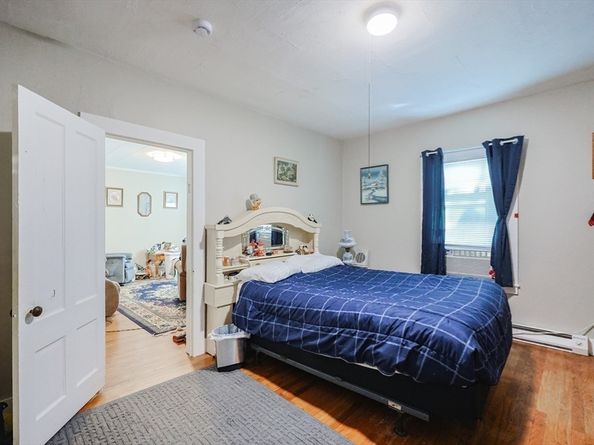 69 Lake St, Webster MA 01570