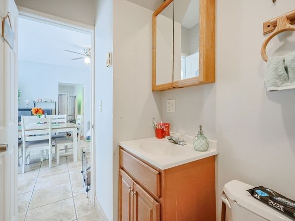 69 Lake St, Webster MA 01570