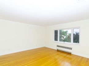 548 Centre St 5, Newton MA 02458