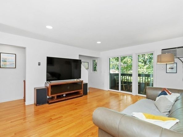 6 Sherman St B, Cambridge MA 02138