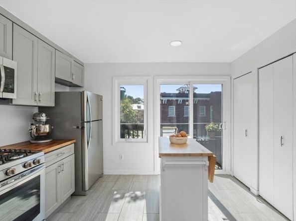 6 Sherman St B, Cambridge MA 02138
