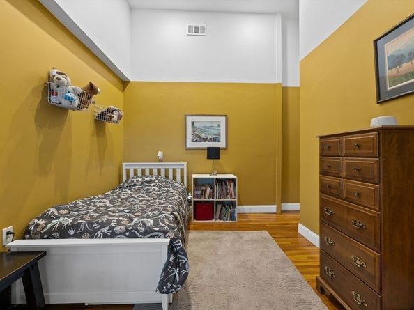 698 E 5th Street, Boston MA 02127