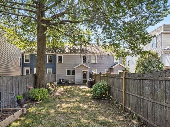 698 E 5th Street, Boston MA 02127