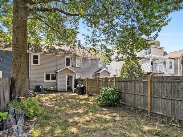 698 E 5th Street, Boston MA 02127