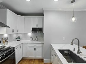 9 Orange Street 1, Newburyport MA 01950