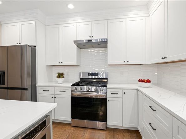 11 Waring Rd, Natick MA 01760