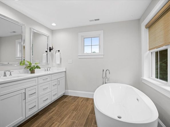11 Waring Rd, Natick MA 01760