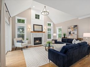 11 Waring Rd, Natick MA 01760