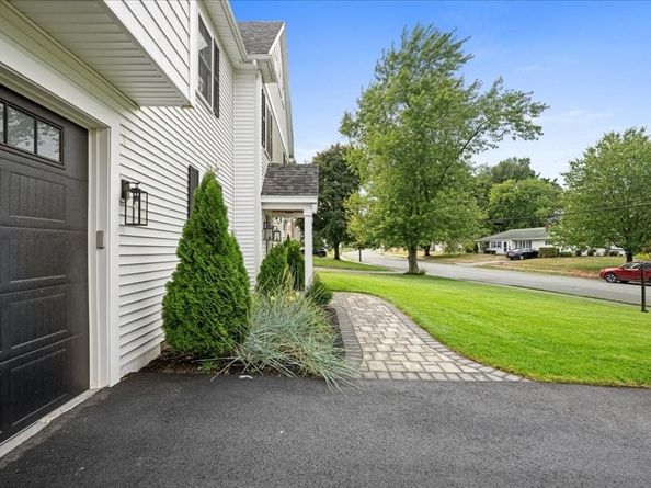 11 Waring Rd, Natick MA 01760