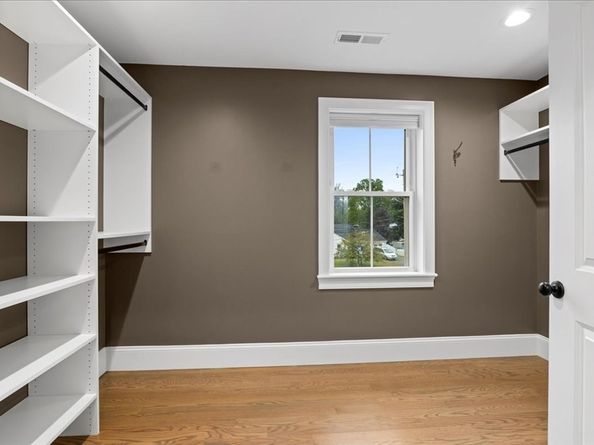 11 Waring Rd, Natick MA 01760