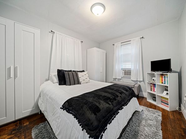 123 Waterston Ave, Quincy MA 02170