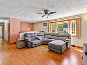 10 Wentworth Drive, Billerica MA 01821