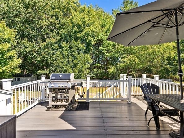 10 Wentworth Drive, Billerica MA 01821