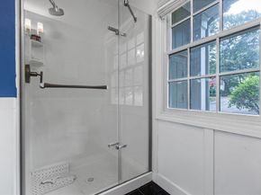 204 Chestnut St, Andover MA 01810