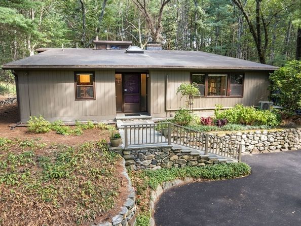 5 Brook Trail Road, Wayland MA 01778