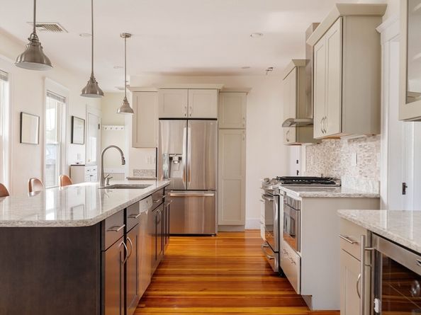 25 Moraine St 25, Belmont MA 02478