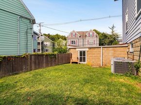 25 Moraine St 25, Belmont MA 02478