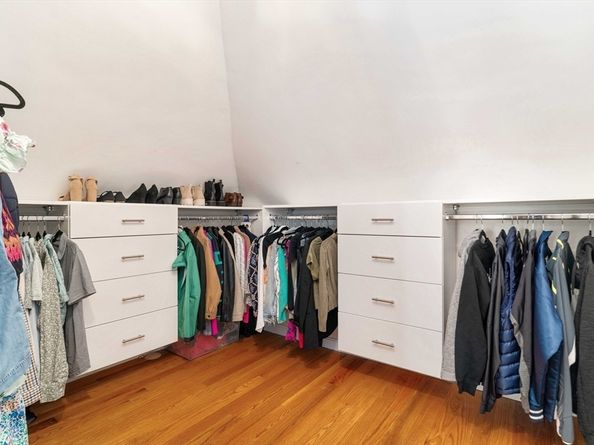 25 Moraine St 25, Belmont MA 02478